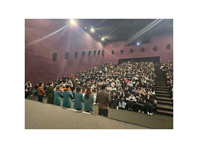 신의악단 개봉 3주 차 기적 같은 역주행 계속 중