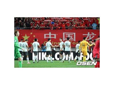 중국 축구대표팀 인디언 기우제 같은 훈련 소집 논란