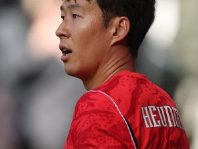 홍명보 감독 한국 축구대표팀에 대한 비판 쏟아져
